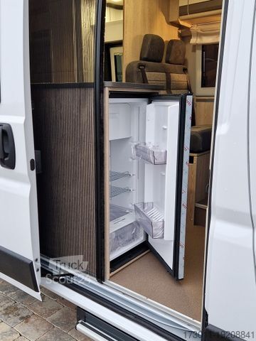 Kamper PÖSSL Summit 600 Plus - 5. Sitzplätze AD Modell 2025