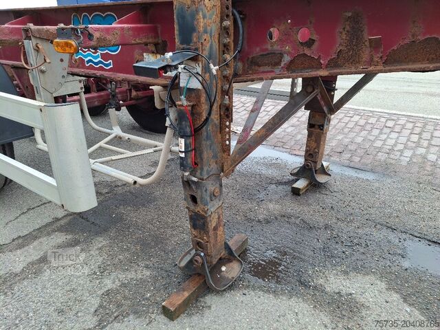 Transport af containere PACTON TXC 230