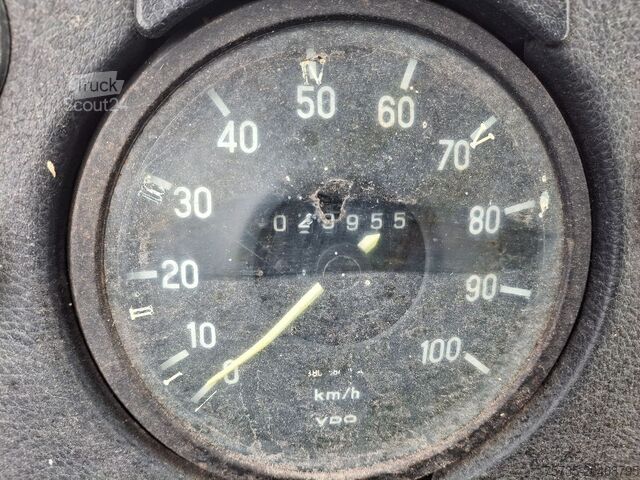 Brandweerwagen MERCEDES-BENZ 1017