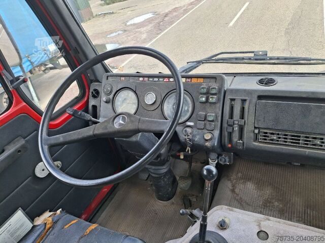 Brandweerwagen MERCEDES-BENZ 1017