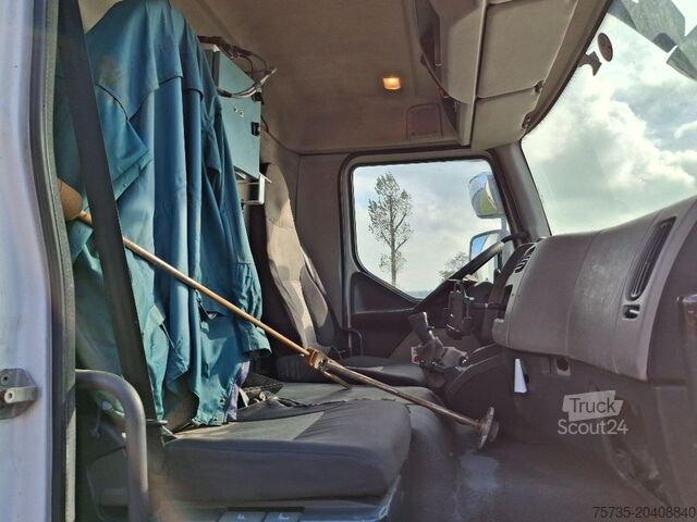 Cisterna RENAULT MIDLUM 220 GAS / LPG