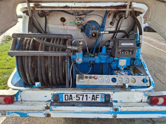 Cisterna RENAULT MIDLUM 220 GAS / LPG