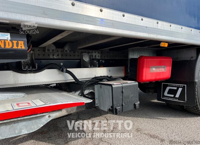 Truck with box body and tail lift Iveco Eurocargo 120e22