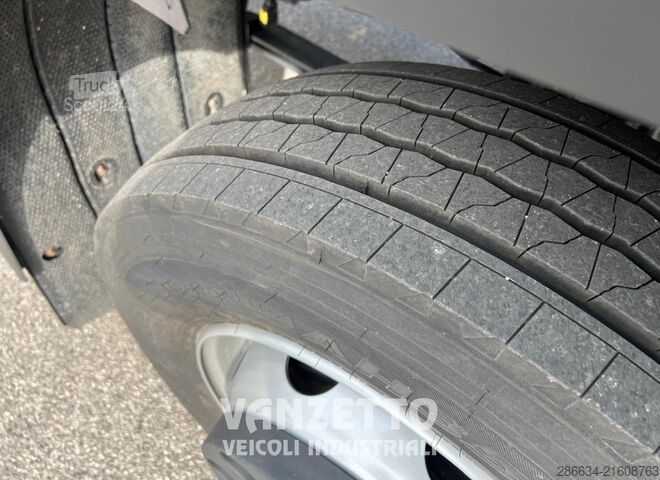 Truck with box body and tail lift Iveco Eurocargo 120e22