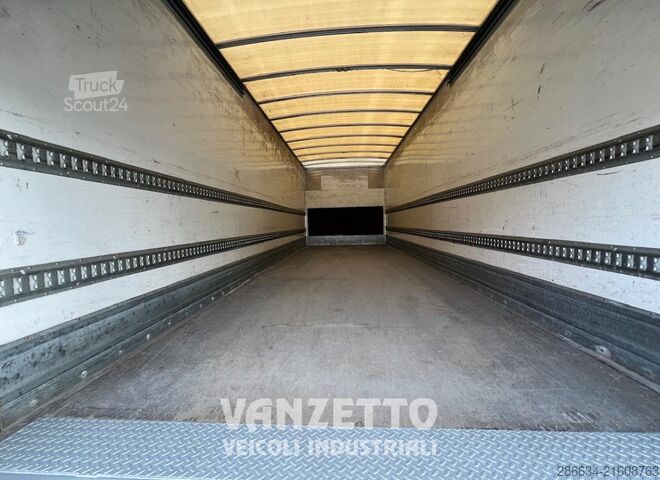 Truck with box body and tail lift Iveco Eurocargo 120e22