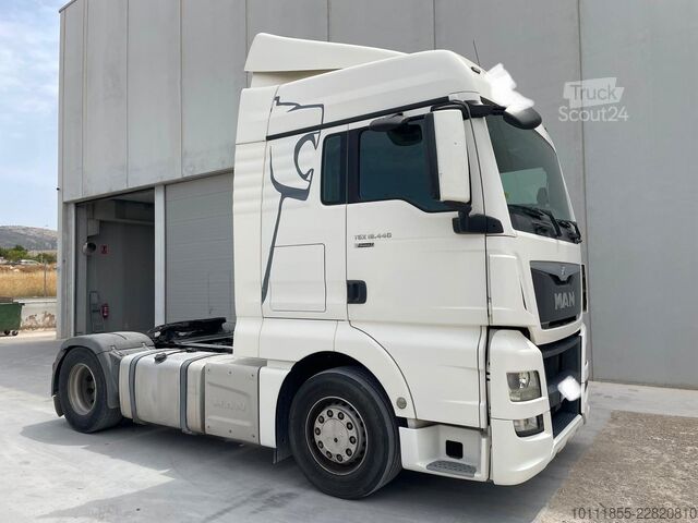 Tractora standard MAN TGX