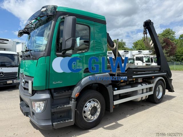 Absetzkipper LKW MERCEDES-BENZ ANTOS 1840 L Absetzkipper HYVA*Teleskop*FUNK