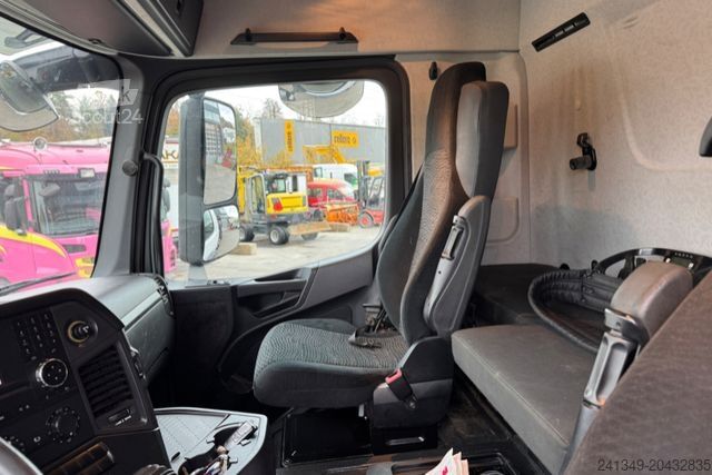 Autolaadkraan MERCEDES-BENZ Arocs 3251 8x4 Fassi 660 6-6