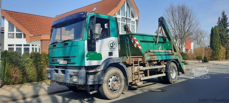 Containertransport (portaalarmsysteem) IVECO 190E28 Absetzkipper