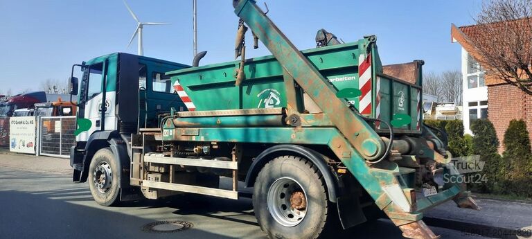 Containertransport (portaalarmsysteem) IVECO 190E28 Absetzkipper