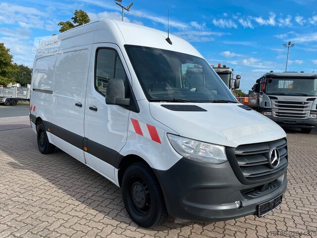 Ван с висока покривка MERCEDES-BENZ Sprinter 316 CDI L2H2/ Autom./ AC/ Navi/ AHK 3.5