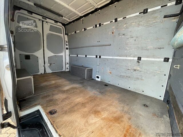 Ван с висока покривка MERCEDES-BENZ Sprinter 316 CDI L2H2/ Autom./ AC/ Navi/ AHK 3.5