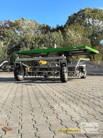 Traktor FarmDroid FD20