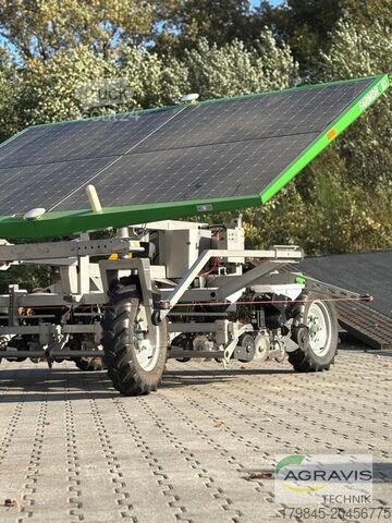 Traktor FarmDroid FD20