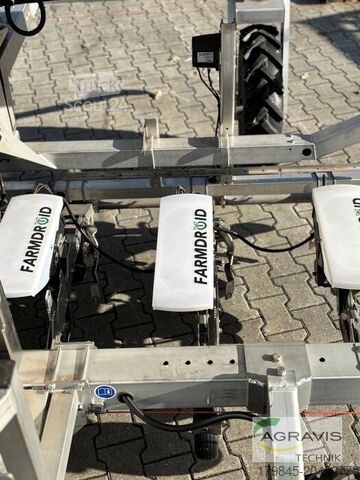 Traktor FarmDroid FD20