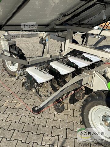 Traktor FarmDroid FD20