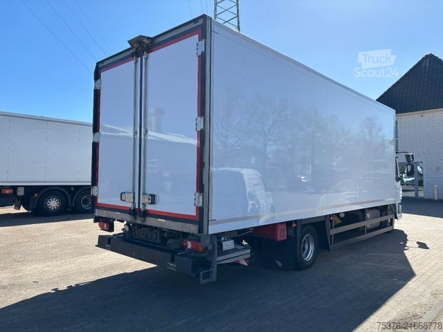 Camión frigorífico DAF LF 230 Schmitz Kühlkoffer LBW Klima T-800 Spect.