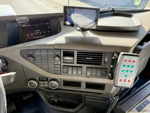 Transporteur de bois Volvo FH 540 Holz Kran Palfinger S270L83/Komplettzug