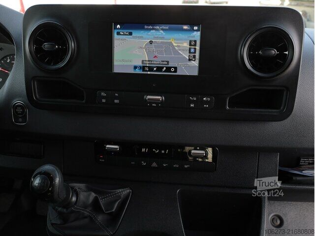 Furgon Mercedes-Benz Sprinter 317 CDI Kombi,Rollstuhllift,8Sitze