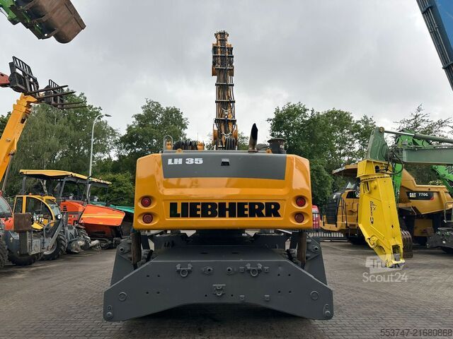 Stroj za ravnanje z materialom Liebherr LH 35 M Litronic