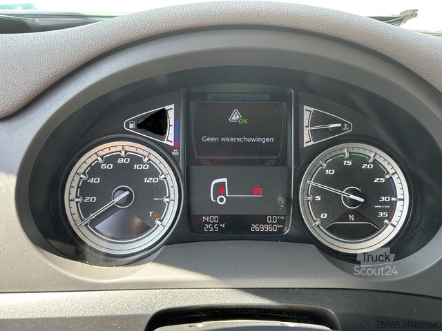 Gekoeld/bevroren transport DAF CF 260 FA / Carrier Koeler - 30 gr / Chereau Fr...