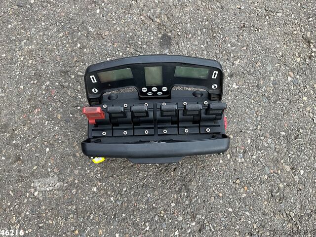 Vehicul de colectare a deșeurilor DAF FAN CF 330 Euro 6 Hiab 24 Tonmeter laadkraan Ju...