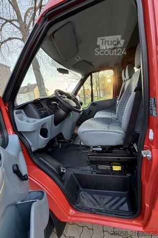 Minibussi Ford Transit - Tourneo - 9 Sitzer - Mehrzweck