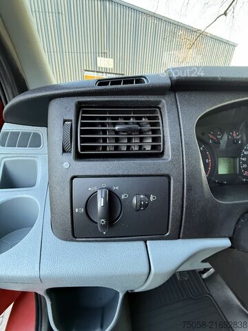 Minibussi Ford Transit - Tourneo - 9 Sitzer - Mehrzweck