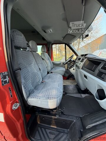 Minibussi Ford Transit - Tourneo - 9 Sitzer - Mehrzweck