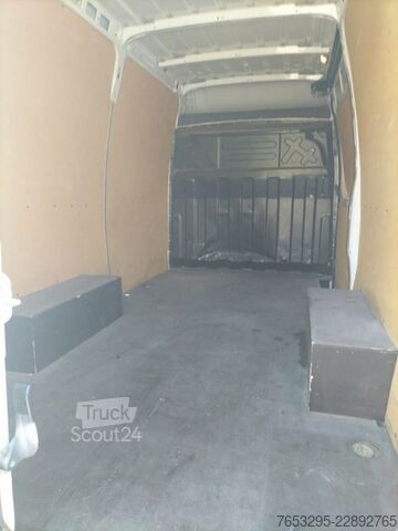 Tovorno vozilo za posebne namene Iveco Daily