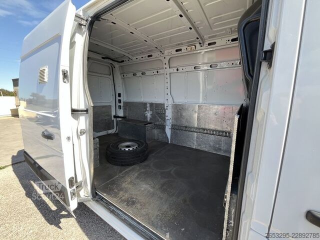 Spezial-LKW Renault Master