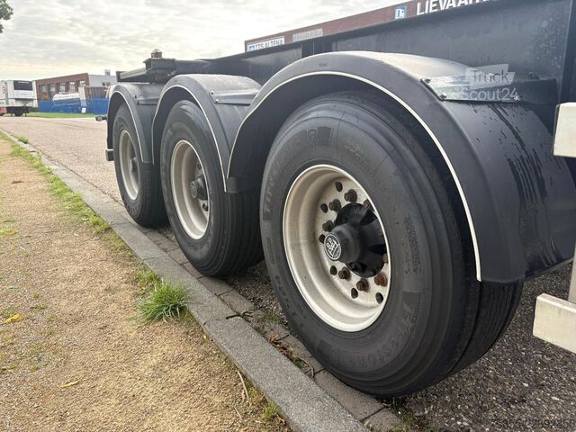 Transporte de contenedores Burg BPO 12-27 CCXAX 20 FT / Tankcontainer / ADR / A...