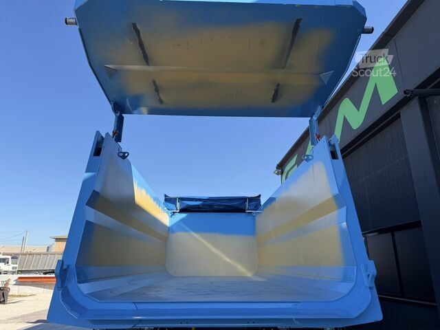 Camión volquete Iveco T-Way 410T54 Kipper 20cbm 8x4