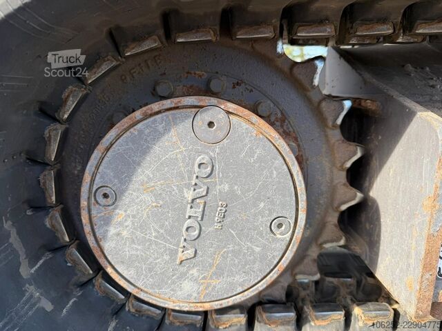 Minibagr Volvo ECR 88 D TRIPPLE ARM / Verstellausleger - *999h...