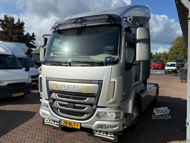 Padrão-SZM DAF LF 230 Trekker Showtruck 6 Cylinder 1st Owner E...