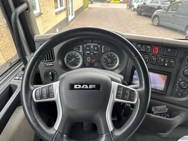 Padrão-SZM DAF LF 230 Trekker Showtruck 6 Cylinder 1st Owner E...