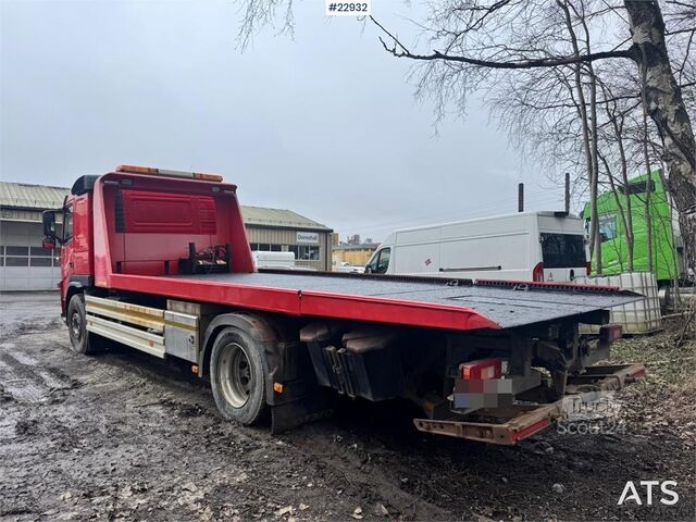 Vehicul de recuperare Volvo FM330 recovery truck.