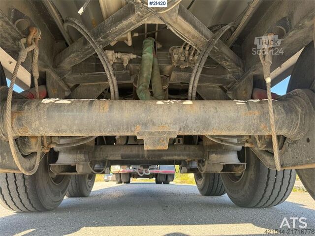 Camion de gunoi Maur trailer