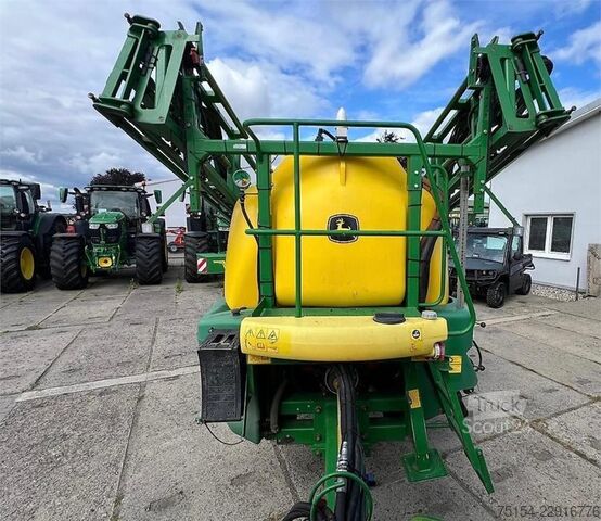 Полеопрыскиватель John Deere 740 27m Section Control