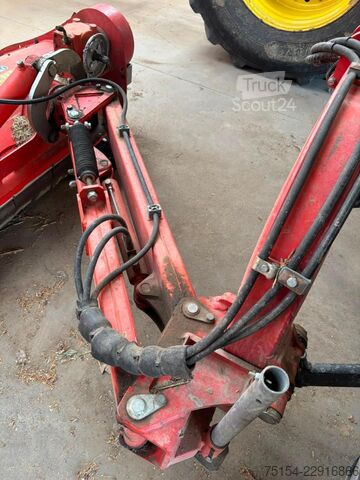 Faucheuse à prairie Kuhn TBE 230
