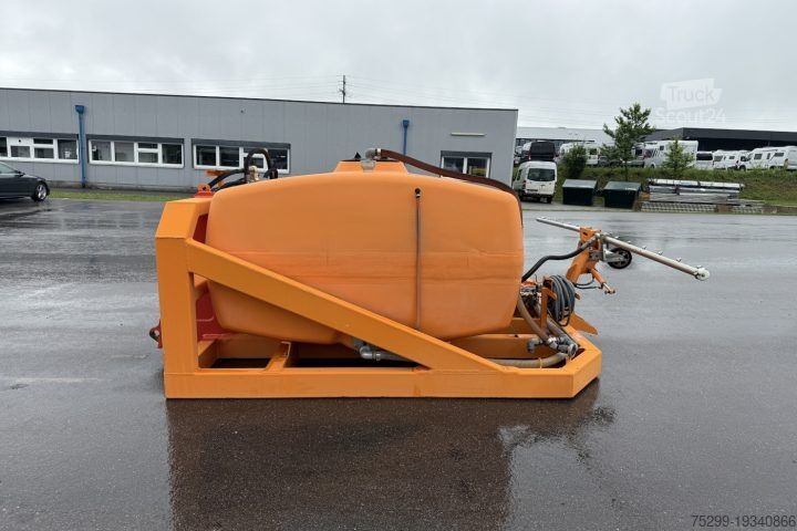Véhicule utilitaire  Waschanlage