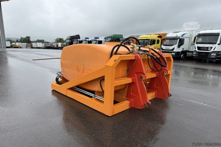 Véhicule utilitaire  Waschanlage