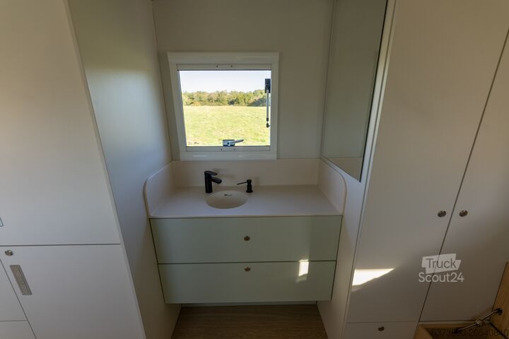 Camion aménagé (camping-car)  