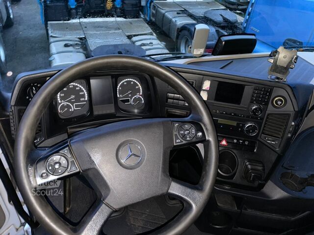 Mercedes-Benz 1845 Arocs 4x4 HD 1-Hand Mercedes-Benz 1845 Arocs 4x4 HD 1-Hand