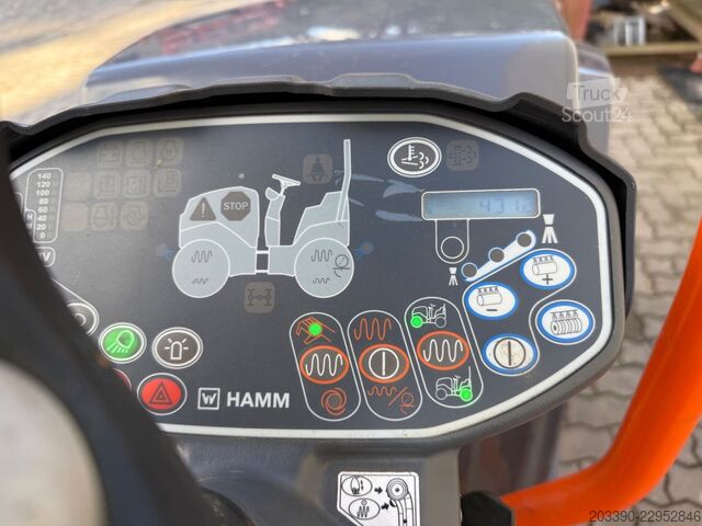 Valjar z enim bobnom HAMM HD8VV / 2022 BJ / 431 Stunden
