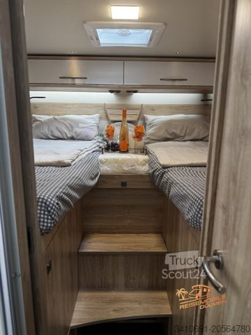 Half-integraal camper EURAMOBIL Profila T PT 720 EB Edition 101 Fahrassistenz