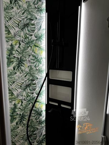 Half-integraal camper EURAMOBIL Profila T PT 720 EB Edition 101 Fahrassistenz