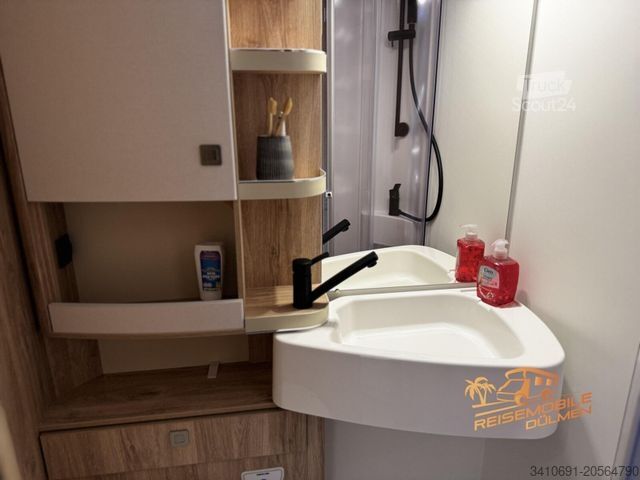 Camping-car semi-intégré EURAMOBIL Profila RS 695 EB  Klima Luft Markise Lithium