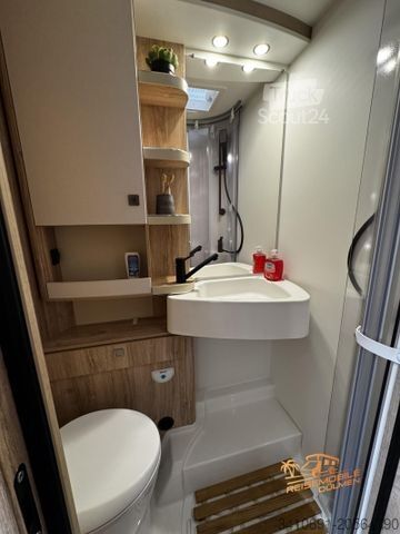 Camping-car semi-intégré EURAMOBIL Profila RS 695 EB  Klima Luft Markise Lithium