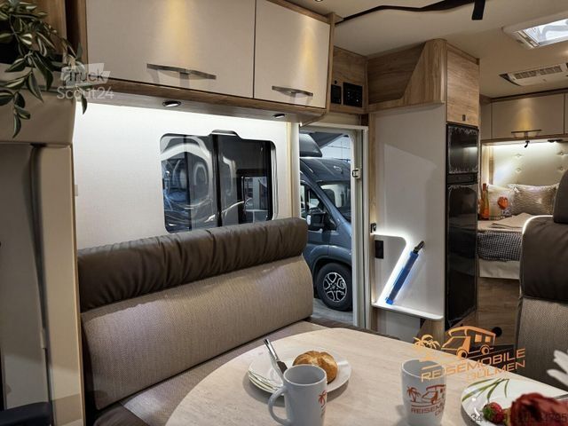 Half-integraal camper EURAMOBIL Profila RS 675 SB Luft Dachklima Markise Lithium